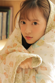 少女的4